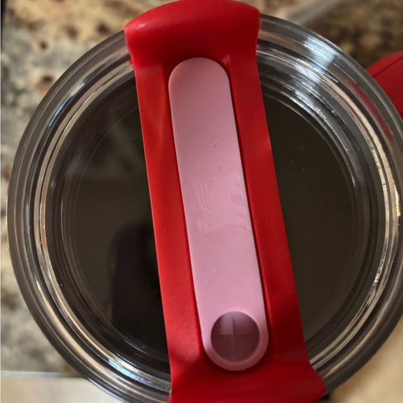 STANLEY special edition Valentine’s Day! brand new 40oz - Picture 6 of 7